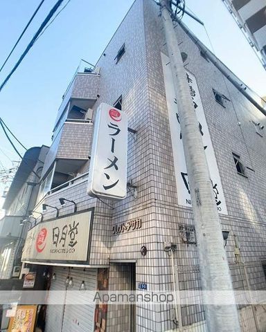 クレストアサカの外観写真