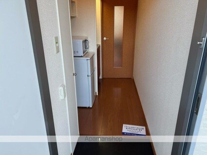 レオパレスＤｅａｒ　ｃｏｕｒｔ[1K/23.18m2]の玄関