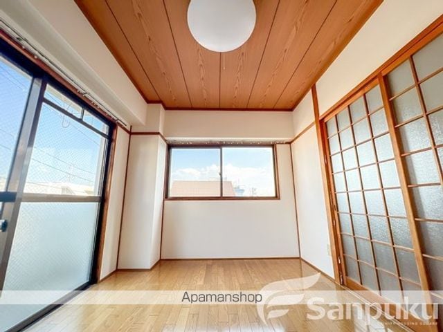 ヴィラ浦本の内装写真