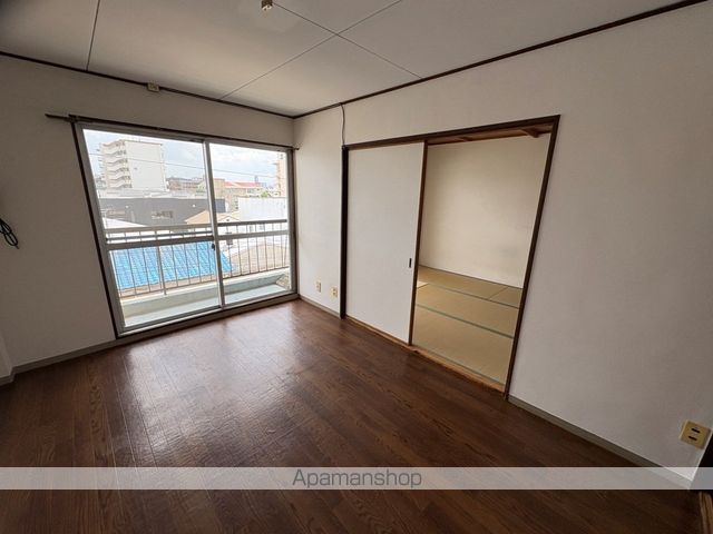 上田マンションの内装写真