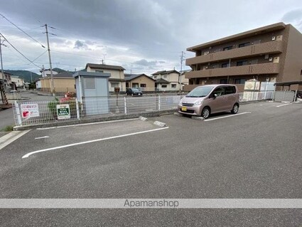 カーサ　フェリーチェＡ[1LDK/45.97m2]の駐車場