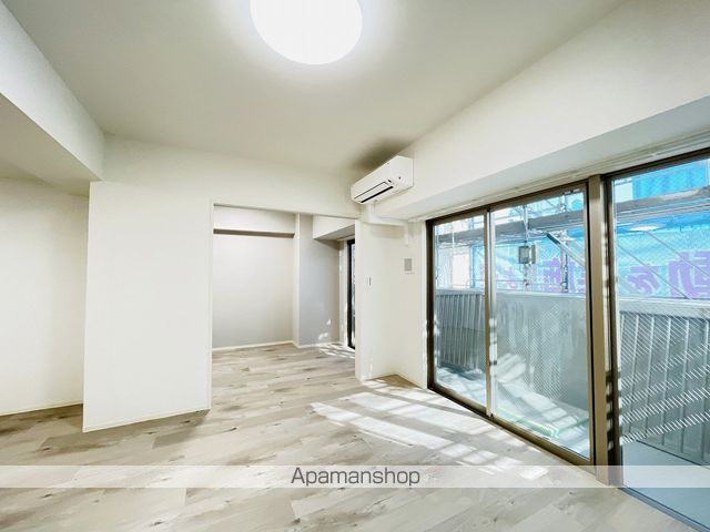 ポルタニグラ大須観音の内装写真