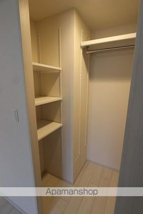 クレアホームズ大川筋[3LDK/70.65m2]の収納