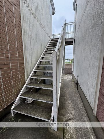 シマダハイツBの玄関写真