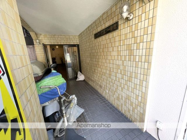 シャトー宮原一番館の玄関写真