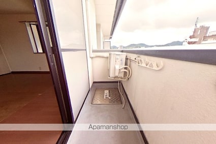 ブルーメンヴォーヌン河合[1R/35m2]のバルコニー