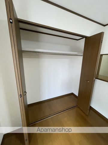 アンプルール フェール YAHAGIの内装写真
