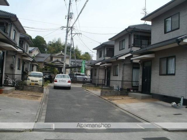 福塩線 横尾駅 徒歩13分 2階建 築27年の外観写真