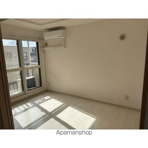 シャリテ元町の内装写真