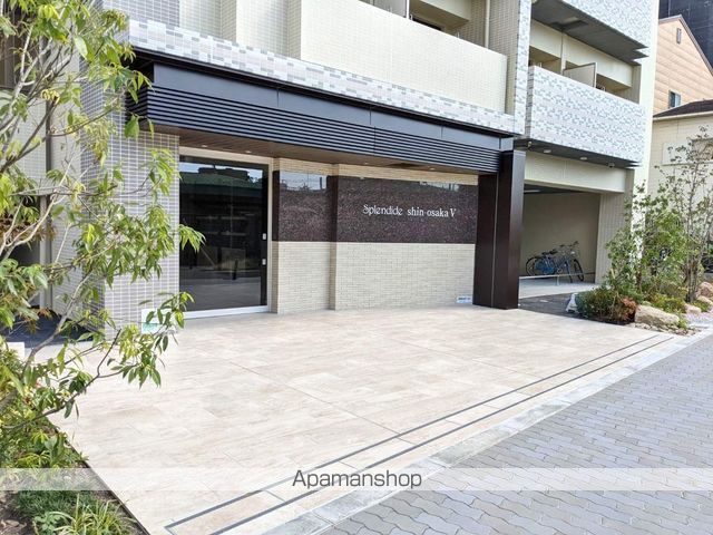 スプランディッド新大阪Vの玄関写真
