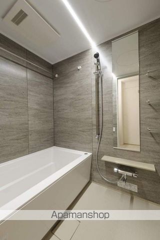 エンクレスト天神南PUREの内装写真