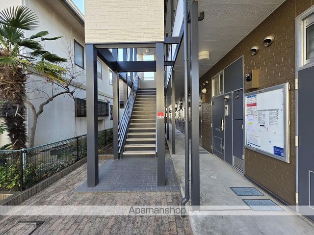 レオパレスオッチモの玄関写真