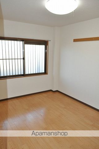 レジデンス筒井IIの内装写真