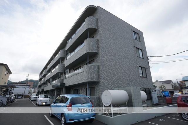 ブルーリーフ宮の森の外観写真