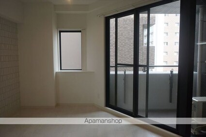 ＧＲＡＮＤＵＫＥ東別院ｃｒｅａ[1R/27.52m2]のリビング・居間