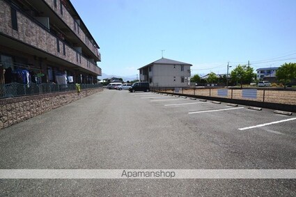 グランルーチェ[2LDK/50.42m2]の駐車場