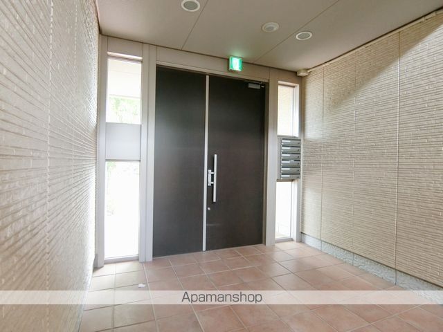 グリシーヌなかもずの玄関写真
