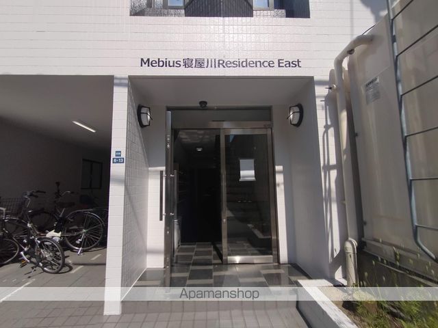 メビウス寝屋川レジデンスeastの玄関写真