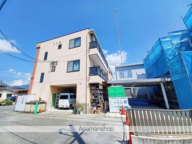 ウエスト島立の外観写真