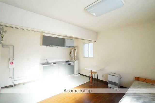 ベイ桂岡の内装写真
