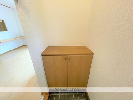 カトルセゾン[1R/26.43m2]の収納1