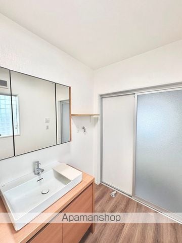 和合字南蚊谷戸建の内装写真