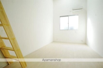 ＭＩＮＡ　ＮＩＪＵＫＵ[1R/26.16m2]のリビング・居間