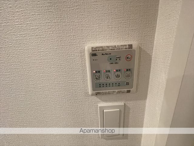 ARTIZA緑地公園の内装写真