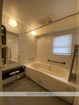 玉藻公園ハイツ２０１号[1R/42.82m2]のバス