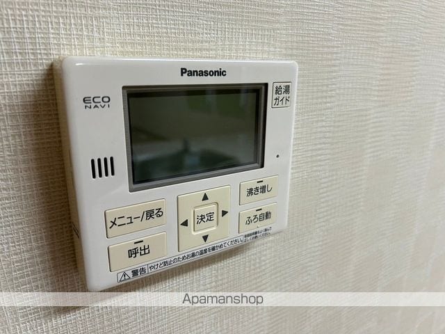 鳴門線 鳴門駅 徒歩17分 2階建 築15年の内装写真