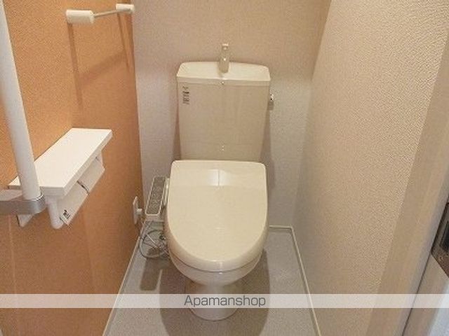 掛川市 2階建 築8年の内装写真