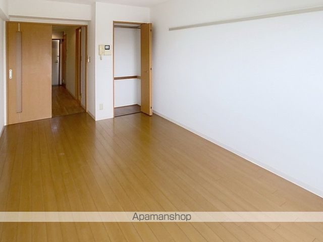 オアゾ名西の内装写真