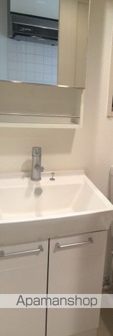 プレール・ドゥーク横浜SOUTH MAISON LOIREの内装写真