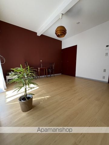 Lunar Apartmentsの内装写真