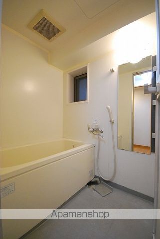 ウエストリバー加治屋の内装写真