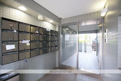 スカイコート千歳烏山第５[1K/18.25m2]のエントランス1