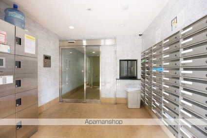 スカイコート中村橋第３[1K/21m2]のエントランス2