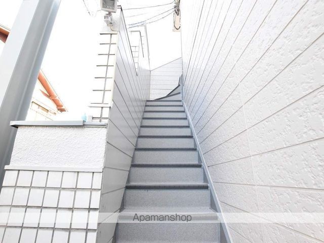 フレッシュメントIの玄関写真