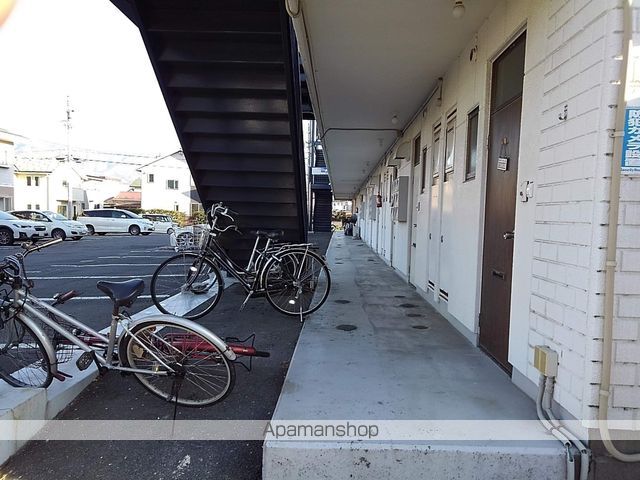 ビックソルトヒルAの玄関写真