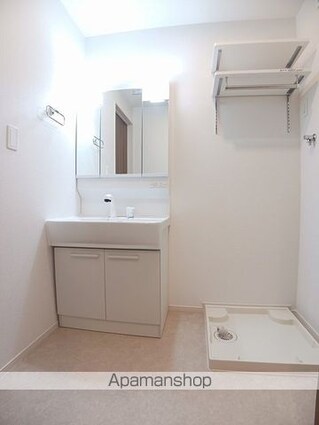 和歌山県岩出市森[1LDK/50.01m2]の洗面所