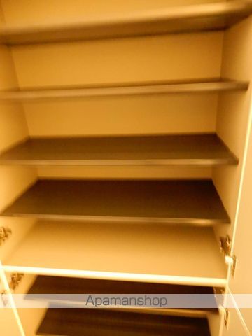 プレシェルト山の手通の内装写真