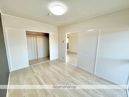 滋賀県近江八幡市出町[2LDK/50m2]の共用部6