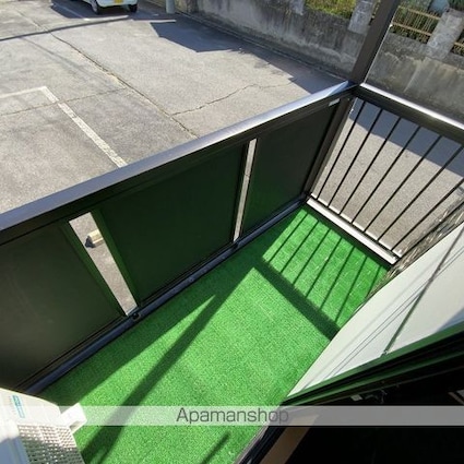 ＰＡＬＡＣＥ　ＢＬＵＥ　ＳＫＹ　Ａ[2DK/45.5m2]のバルコニー