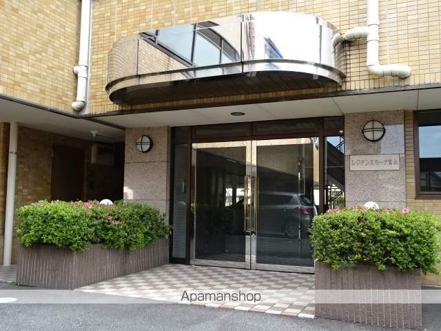 レジデンスカープ富山の玄関写真