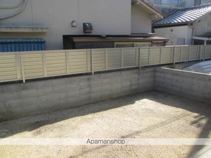 和歌山県和歌山市西庄[2LDK/54.91m2]の庭