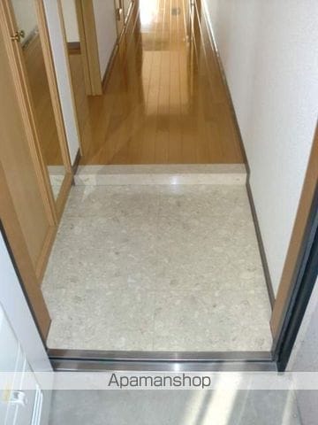 サプリーム若草の内装写真