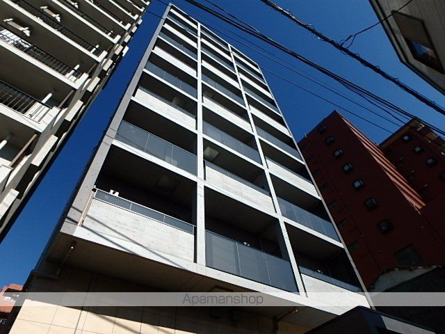 レジディア三軒茶屋IIIの外観写真