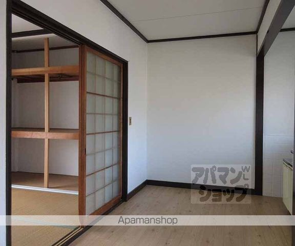 ブルーコート西野山の内装写真