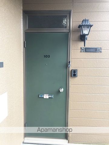 パレーシャル柳田の玄関写真