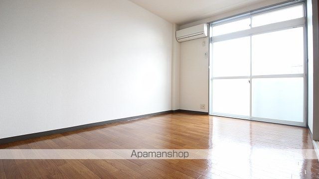 フローラル内藤Eの内装写真
